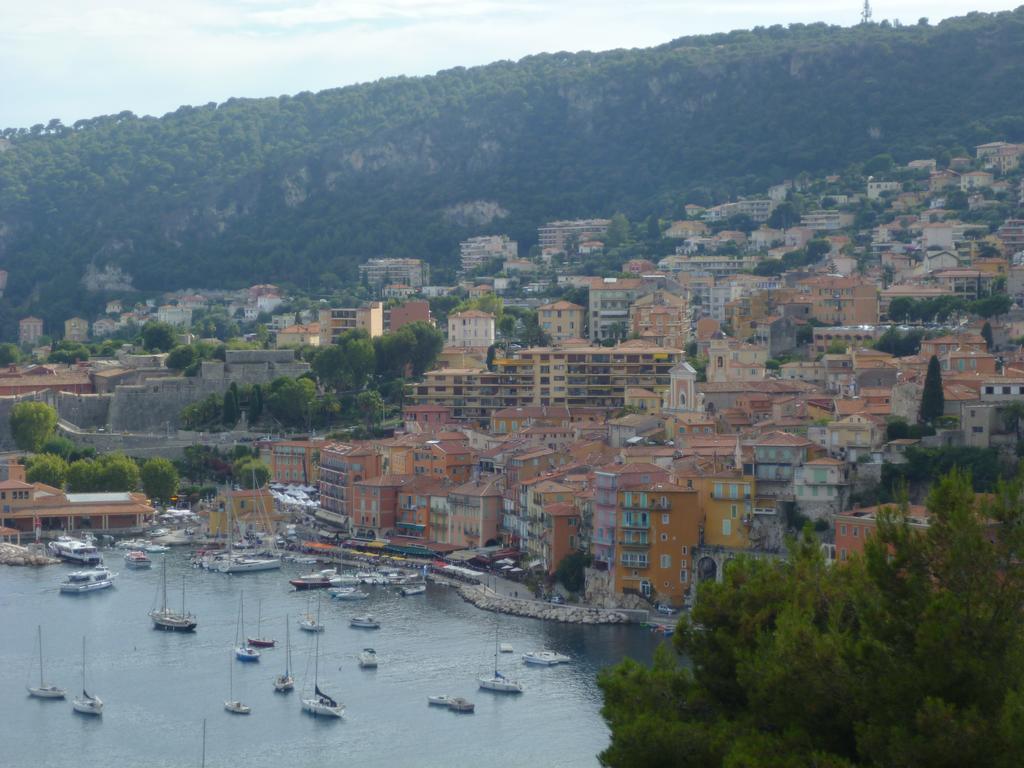 Appartement Charme Et Coeur Villefranche-sur-Mer Luaran gambar